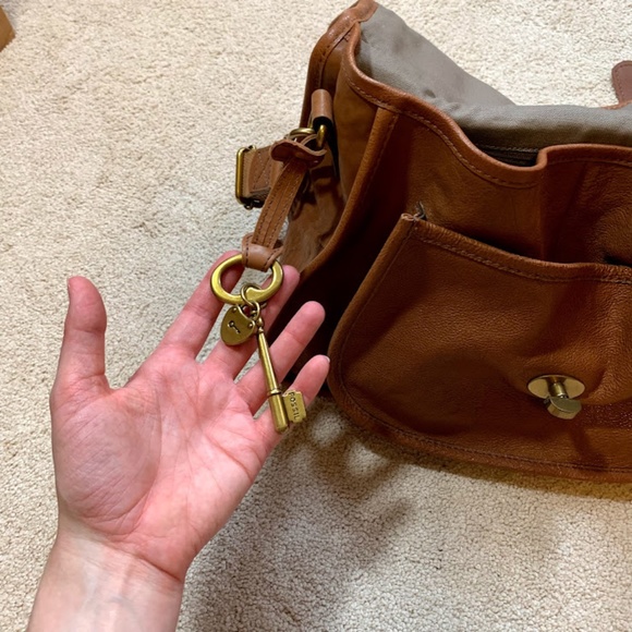 Fossil Bag - Picture 6 of 9